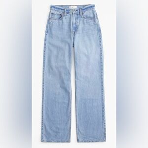 Abercrombie & Fitch Women’s The Loose and High Rise Light Blue Jeans